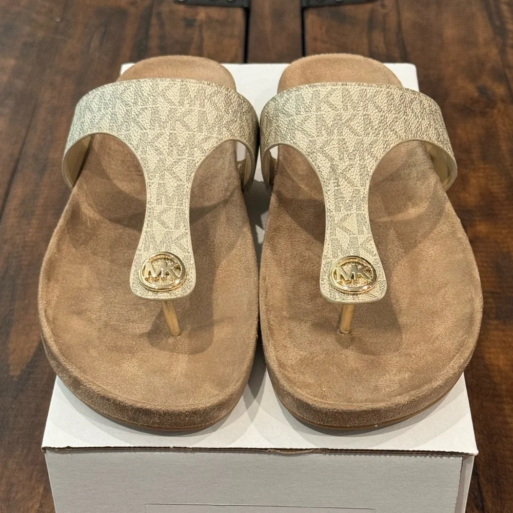 MICHAEL Michael Kors Lucinda Signature Logo Thong Sandal (NWOT)